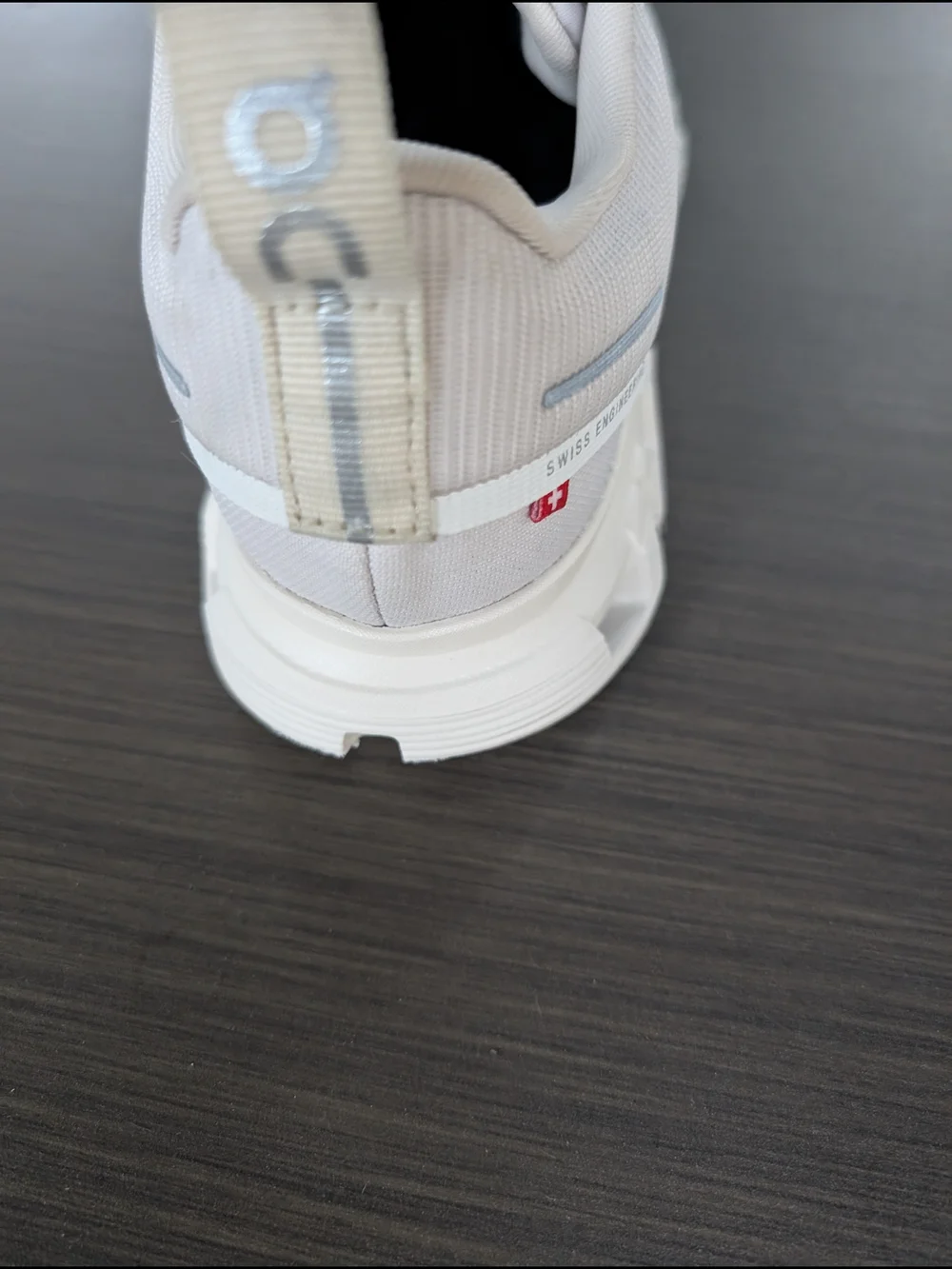 On Cloud 6 Women Waterproof Sneaker Pearl Cream -7M